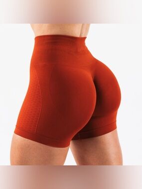 Alphalete Women's Amplify Shorts - Times New Square Rust